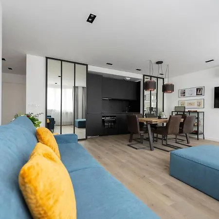 Apartment Atelier *